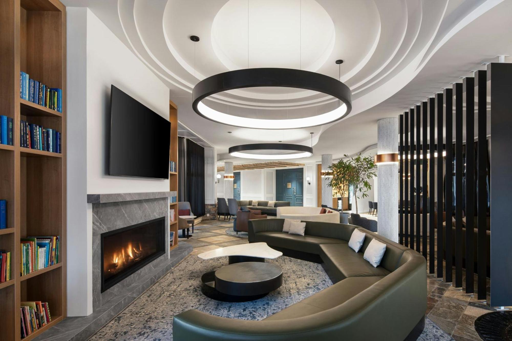 Le Westin Tremblant Otel Mont-Tremblant Dış mekan fotoğraf